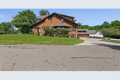 231 E Milton Street, Alliance, OH 44601 - Photo 3