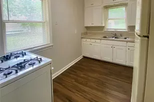 1011 Cordova Ave, Akron, OH 44320 - Photo 7