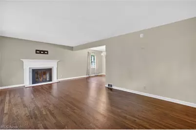 674 Upper Merriman Drive, Akron, OH 44303 - Photo 3
