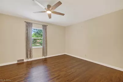 674 Upper Merriman Drive, Akron, OH 44303 - Photo 17
