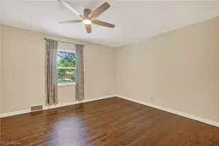 674 Upper Merriman Dr, Akron, OH 44303 - Photo 17