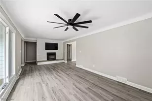 2930 E Royalton Rd, Grandview Heights, OH 44147 - Photo 7