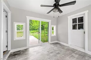 2930 E Royalton Rd, Grandview Heights, OH 44147 - Photo 17