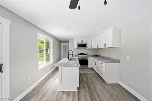 2930 E Royalton Rd, Grandview Heights, OH 44147 - Photo 11