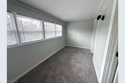 31 E Brookside Avenue, Akron, OH 44301 - Photo 23