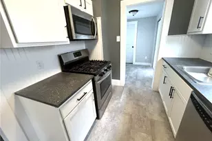 31 E Brookside Ave, Akron, OH 44301 - Photo 9