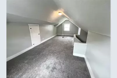 31 E Brookside Avenue, Akron, OH 44301 - Photo 35