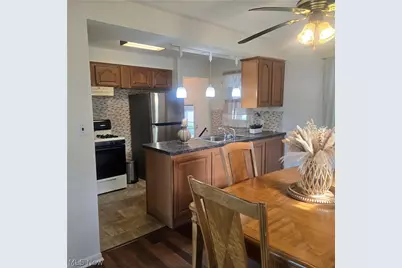 3417 Somia Drive, Parma, OH 44134 - Photo 5