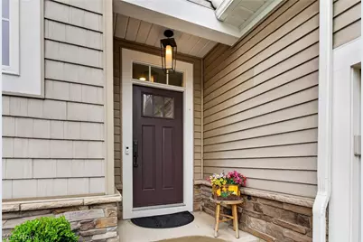 7429 Villa Ridge, Chagrin Falls, OH 44023 - Photo 5