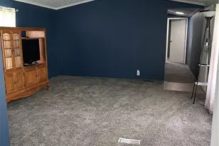 6409 Amanda Ln, Ravenna, OH 44266 - Photo 5