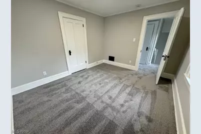 1967 Manhattan Avenue, Youngstown, OH 44509 - Photo 11