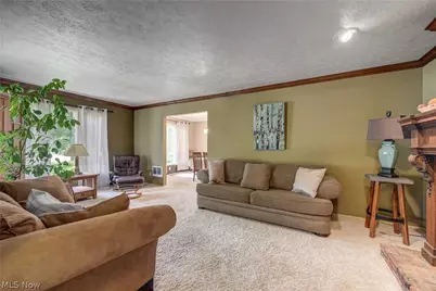 5920 Mills Creek Lane, North Ridgeville, OH 44039 - Photo 7