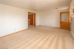 6501 Ravenna Ave, Louisville, OH 44641 - Photo 9