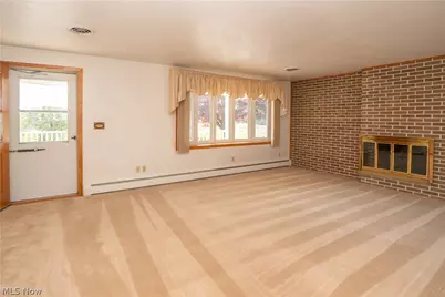 6501 Ravenna Avenue, Louisville, OH 44641 - Photo 5