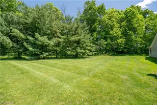 535 Wilcox Rd, Youngstown, OH 44515 - Photo 17