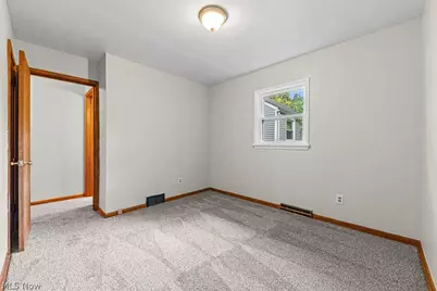 681 Newton Avenue, Barberton, OH 44203 - Photo 17