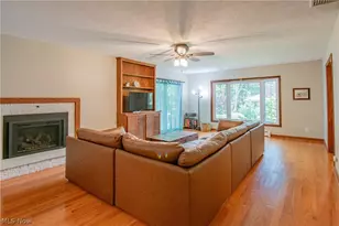 300 Tanglewood Trail, Wadsworth, OH 44281 - Photo 11