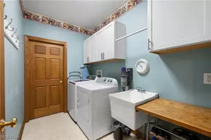 1366 Castalia Dr, New Franklin, OH 44203 - Photo 21