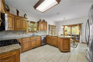1366 Castalia Dr, New Franklin, OH 44203 - Photo 13