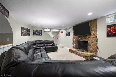 1366 Castalia Drive, New Franklin, OH 44203 - Photo 35