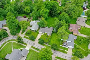 1750 Kenton Cir, Lyndhurst, OH 44124 - Photo 47