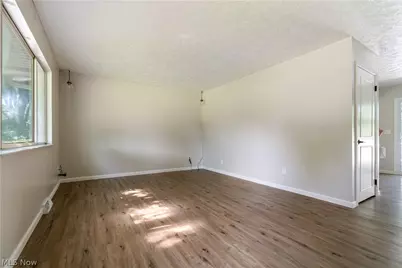 2992 Walbridge Drive, Akron, OH 44319 - Photo 5
