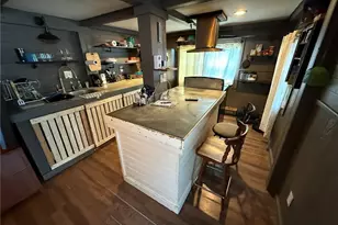 614 Karen Ave NW, New Philadelphia, OH 44663 - Photo 3