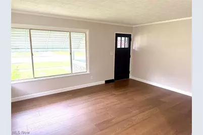2065 Clermont Avenue NE, Warren, OH 44483 - Photo 11