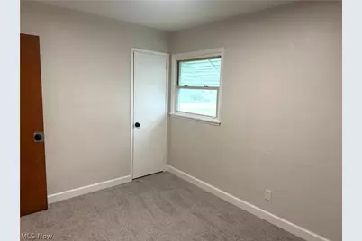 2065 Clermont Avenue NE, Warren, OH 44483 - Photo 29