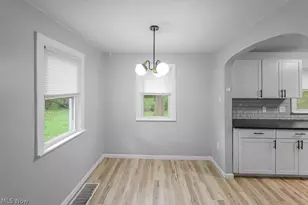 94 Southeast Ave, Tallmadge, OH 44278 - Photo 9