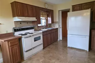 1478 Lockwood Rd, Barberton, OH 44203 - Photo 5