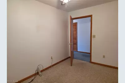 1478 Lockwood Road, Barberton, OH 44203 - Photo 27