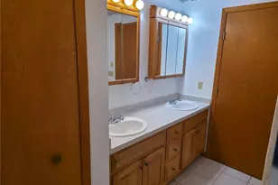 1478 Lockwood Rd, Barberton, OH 44203 - Photo 13