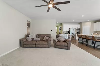 2262 Monaco Street NW, Uniontown, OH 44685 - Photo 15