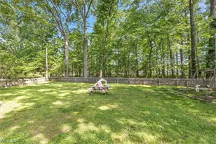 24000 Amesbury Dr, North Olmsted, OH 44070 - Photo 29