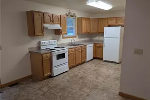 186 9th St SW, Strasburg, OH 44680 - Photo 11