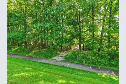1658 Chestnut Trail Drive, Twinsburg, OH 44087 - Photo 39