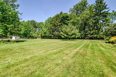 28833 Clark Drive, Wickliffe, OH 44092 - Photo 37