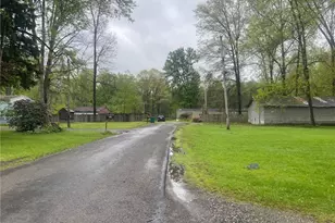 6820 Avon St, Newton Falls, OH 44444 - Photo 3