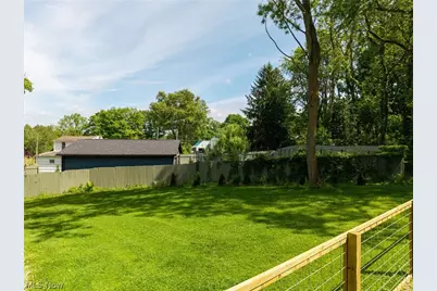 3510 Wadsworth Road, Norton, OH 44203 - Photo 9
