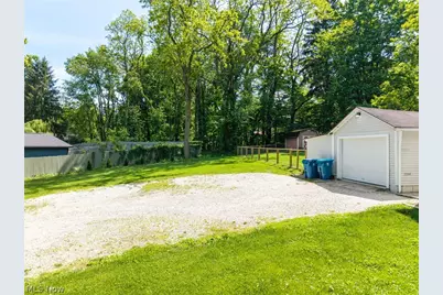 3510 Wadsworth Road, Norton, OH 44203 - Photo 3