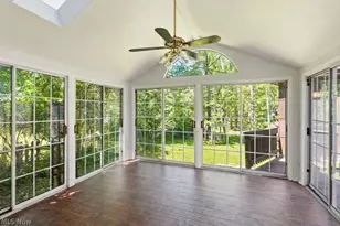 5776 Williamsburg Cir, Hudson, OH 44236 - Photo 15