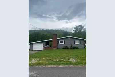 70231 Central Avenue, St Clairsville, OH 43905 - Photo 1