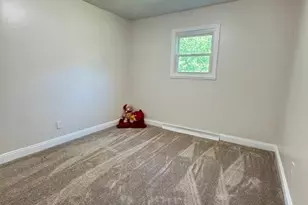 7068 Woodell Ave NE, Canton, OH 44721 - Photo 9