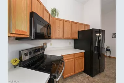 3117 Dorchester Court, Akron, OH 44312 - Photo 9