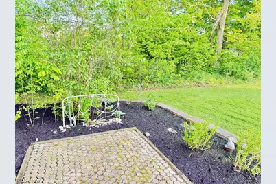 10187 Sperry Road, Kirtland, OH 44094 - Photo 3