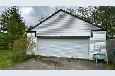 10187 Sperry Road, Kirtland, OH 44094 - Photo 43