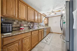 806 Rome Rock Creek Rd, Roaming Shores, OH 44085 - Photo 17