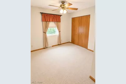 2189 Woodgate Street, Youngstown, OH 44515 - Photo 9