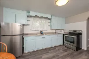 5185 Richville Dr SW, Navarre, OH 44662 - Photo 9